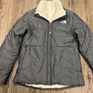 North Face winter coat Girls M 10/12 Gray